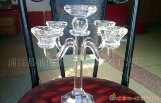 水晶烛台的艺术魅力 以zt 004水晶烛为例